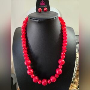 Elegant Red Beaded Necklace